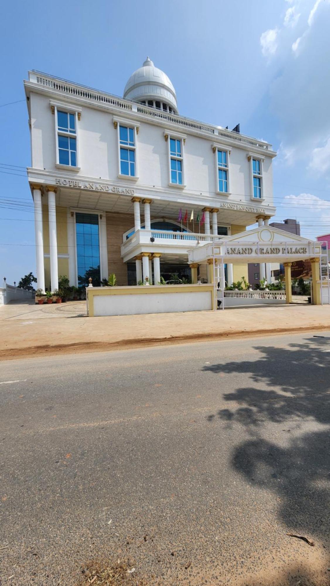 Hotel Anand Grand Hosūr Exteriér fotografie